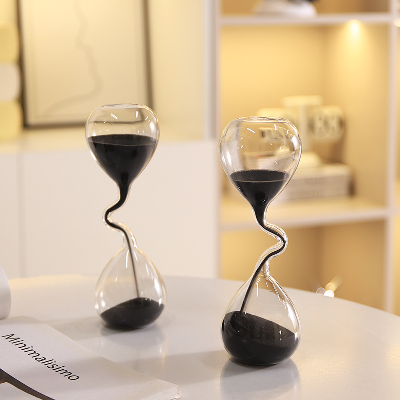 Curve Design Black Hourglass M - Interior Design Years Of School review and price