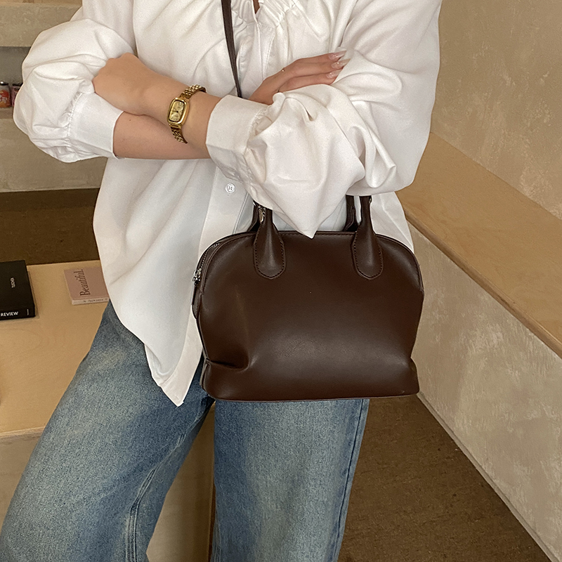 MOODS Vintage Top-handle Bags  - Interior Design Trends 2026 review and price